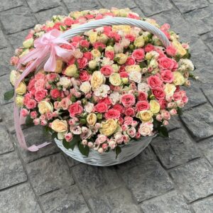Сабад из кустовых роз Сабад из кустовых роз